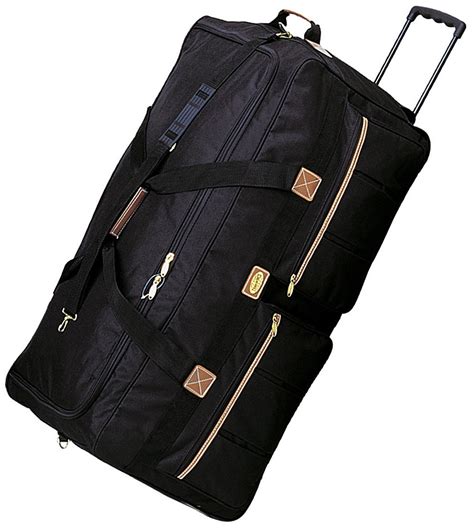 luggage duffle bag with wheels.